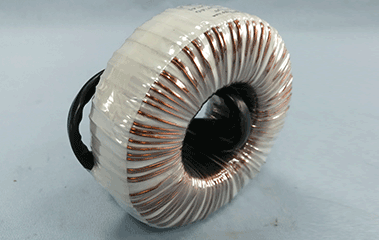 環形變壓器有哪種大型水冷散熱